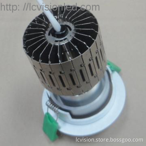 DIMMING 13W SHARP LED RECESSED DOWN LIGHT / 100~240VAC / 1200LM